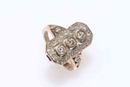 9k gold and diamond multi-stone set ring. size P.
