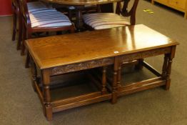 Jaycee Rectangular oak nest of three tables (largest 45cm high by 115cm by 56cm).