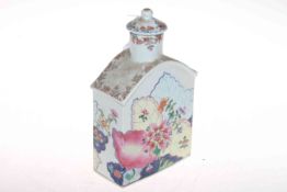 Large Chinese caddy with continuous flower decoration, 25cm.