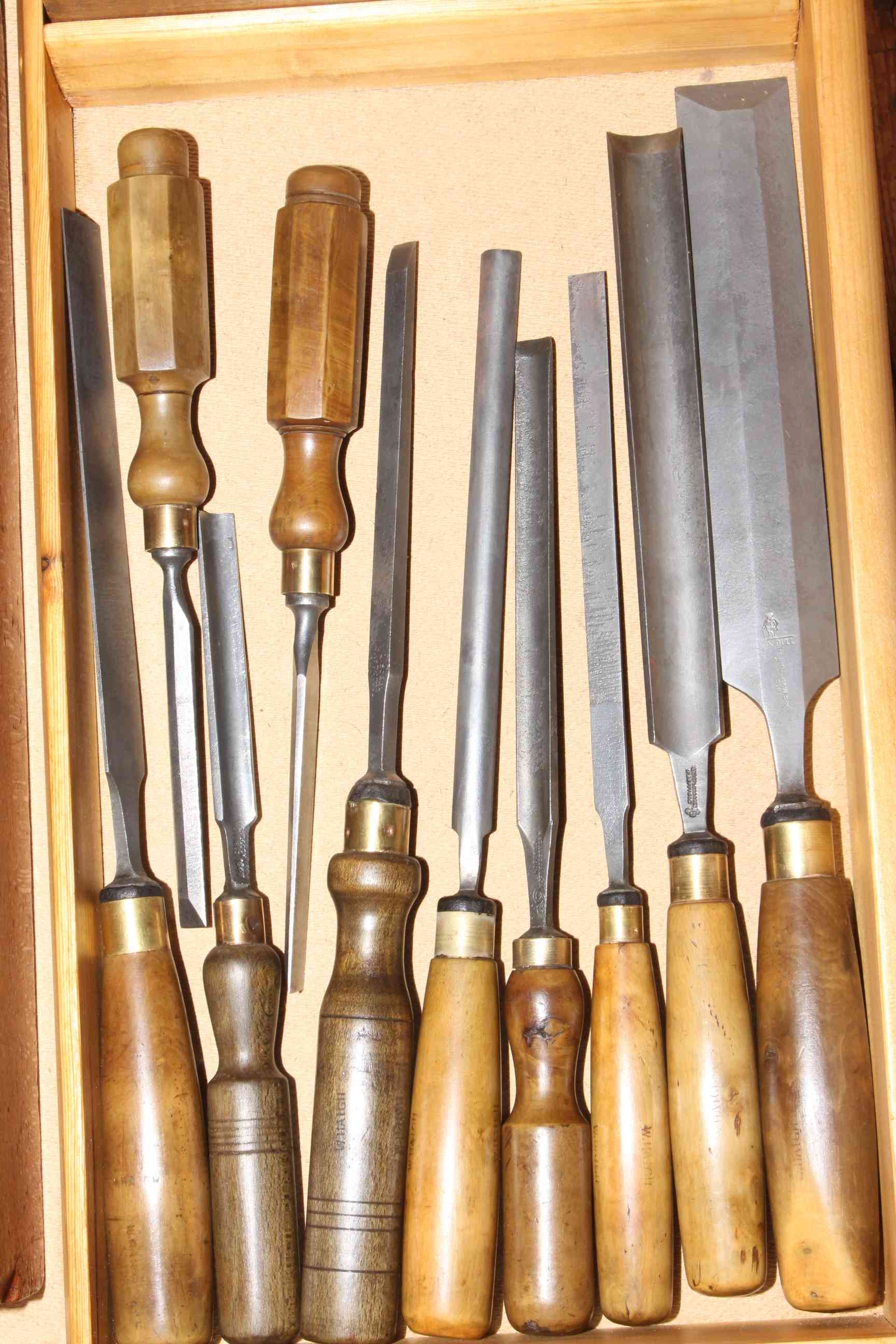 Collection of vintage wood planes and chisels including W. Haigh. - Image 2 of 2