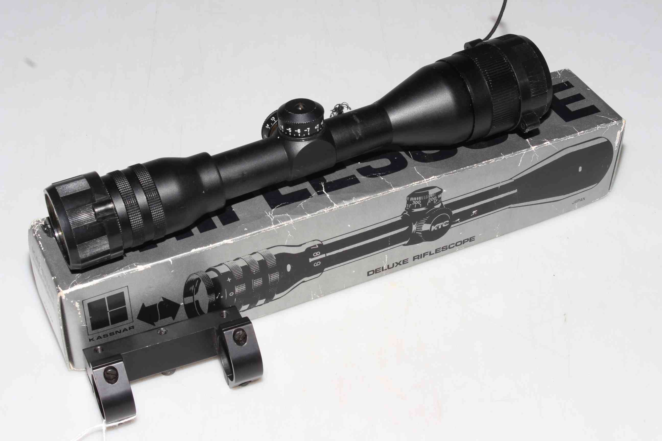 Kassnar 4x40 riflescope and gun mounting, boxed.