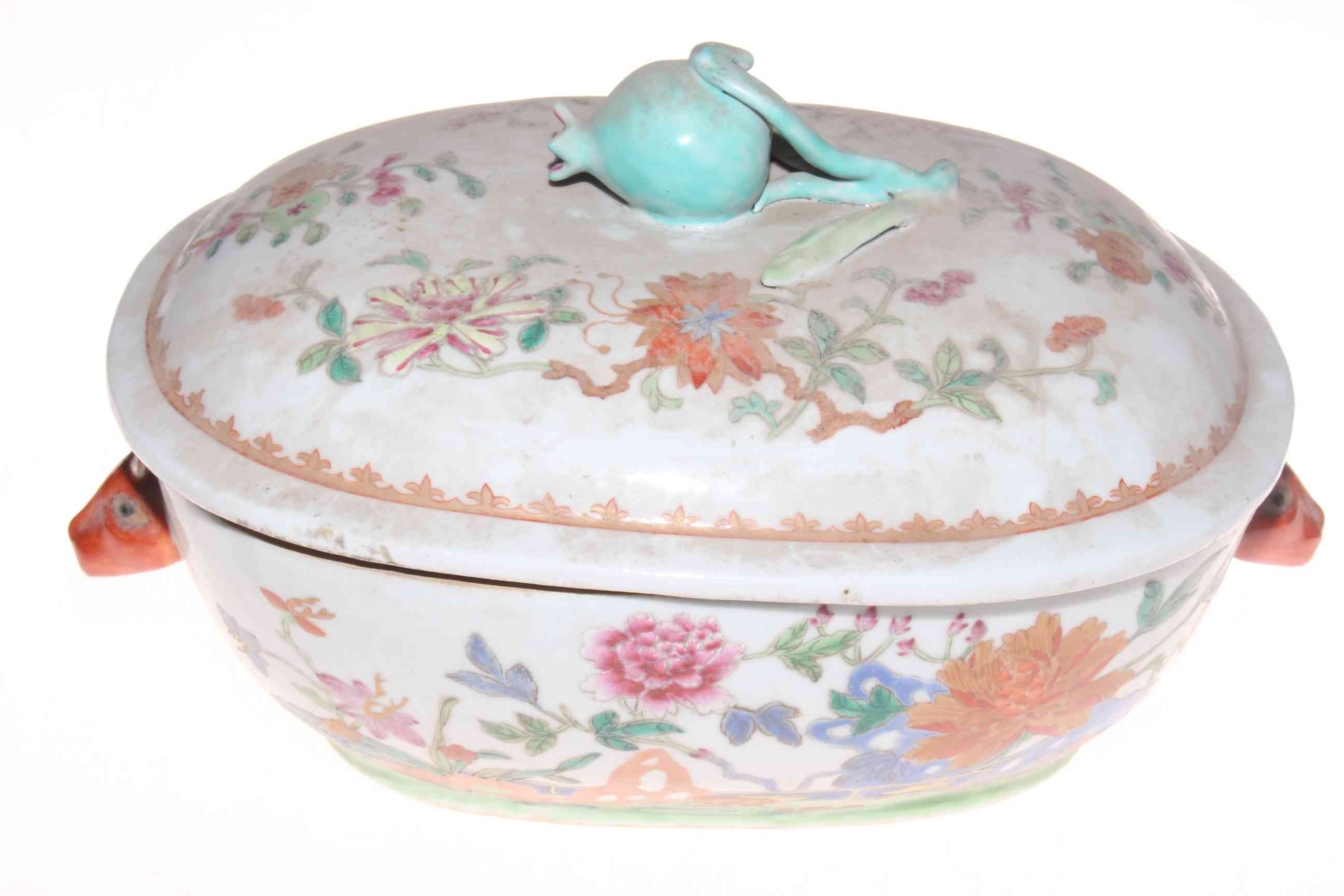 Chinese export polychrome tureen and cover, 32cm across. - Image 2 of 4