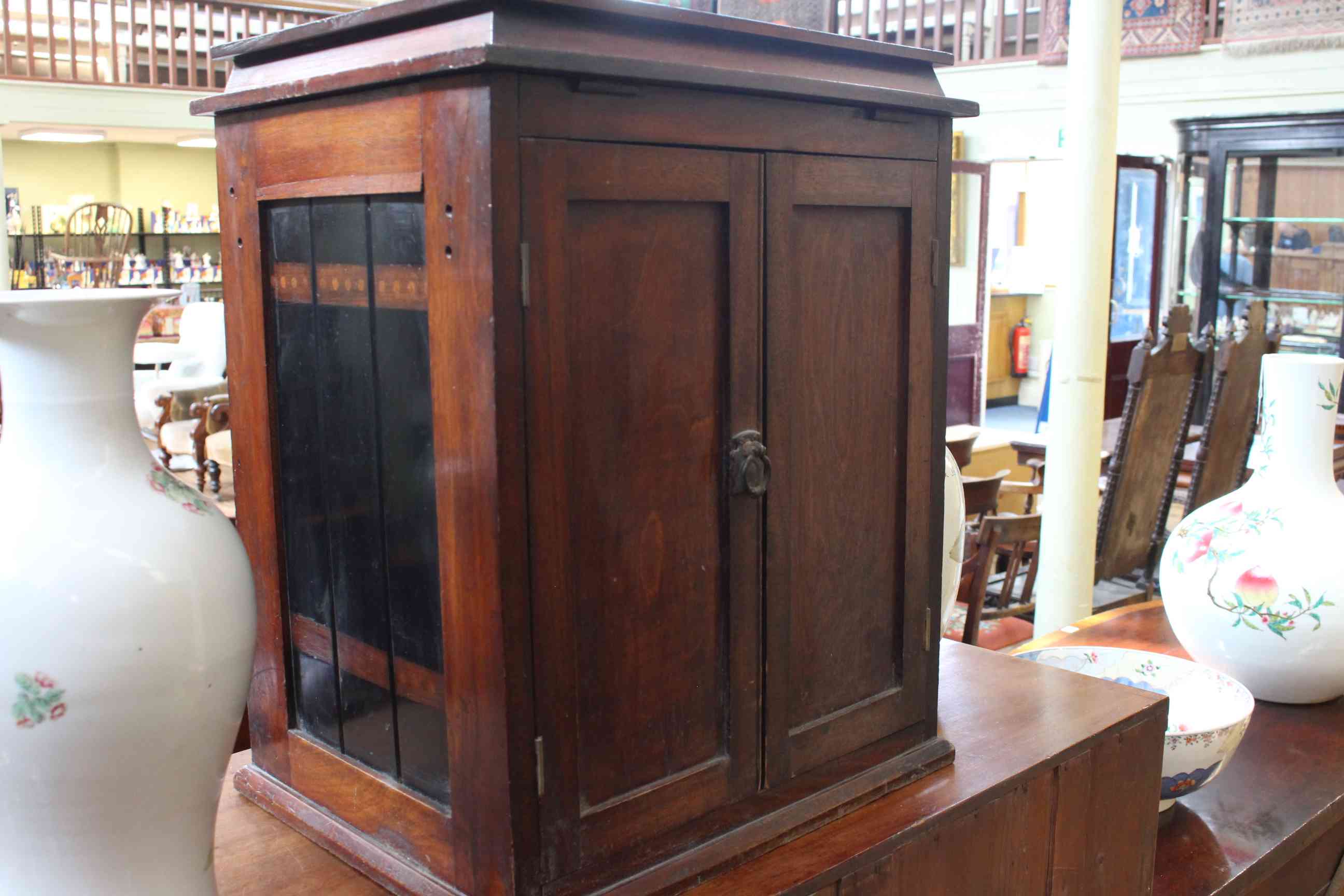 Arts & Crafts table cabinet having hinged lid with four doors below, - Image 2 of 2