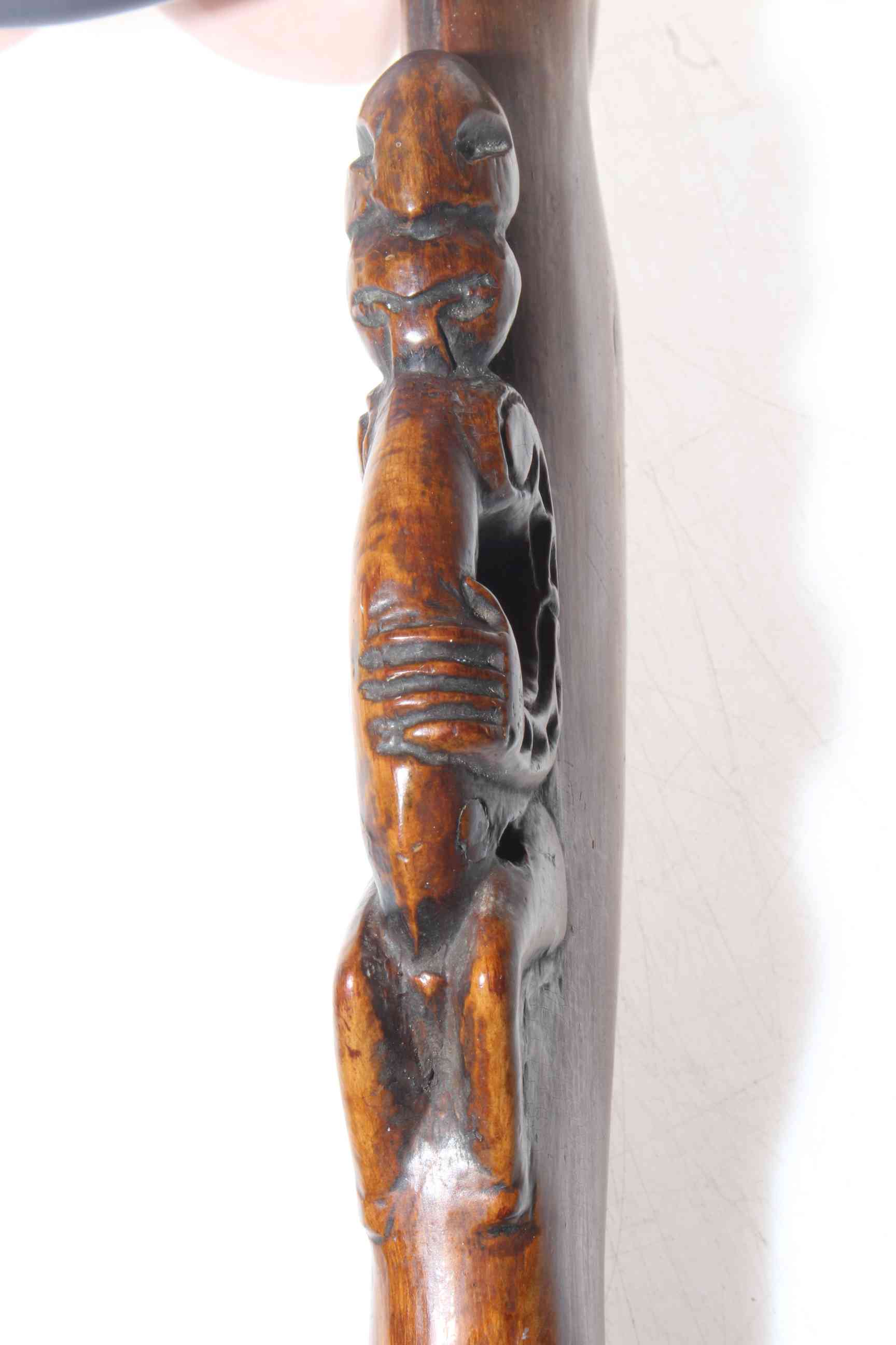 Maori Wahaika hand club having human form to inside blade and face to handle, - Image 3 of 4