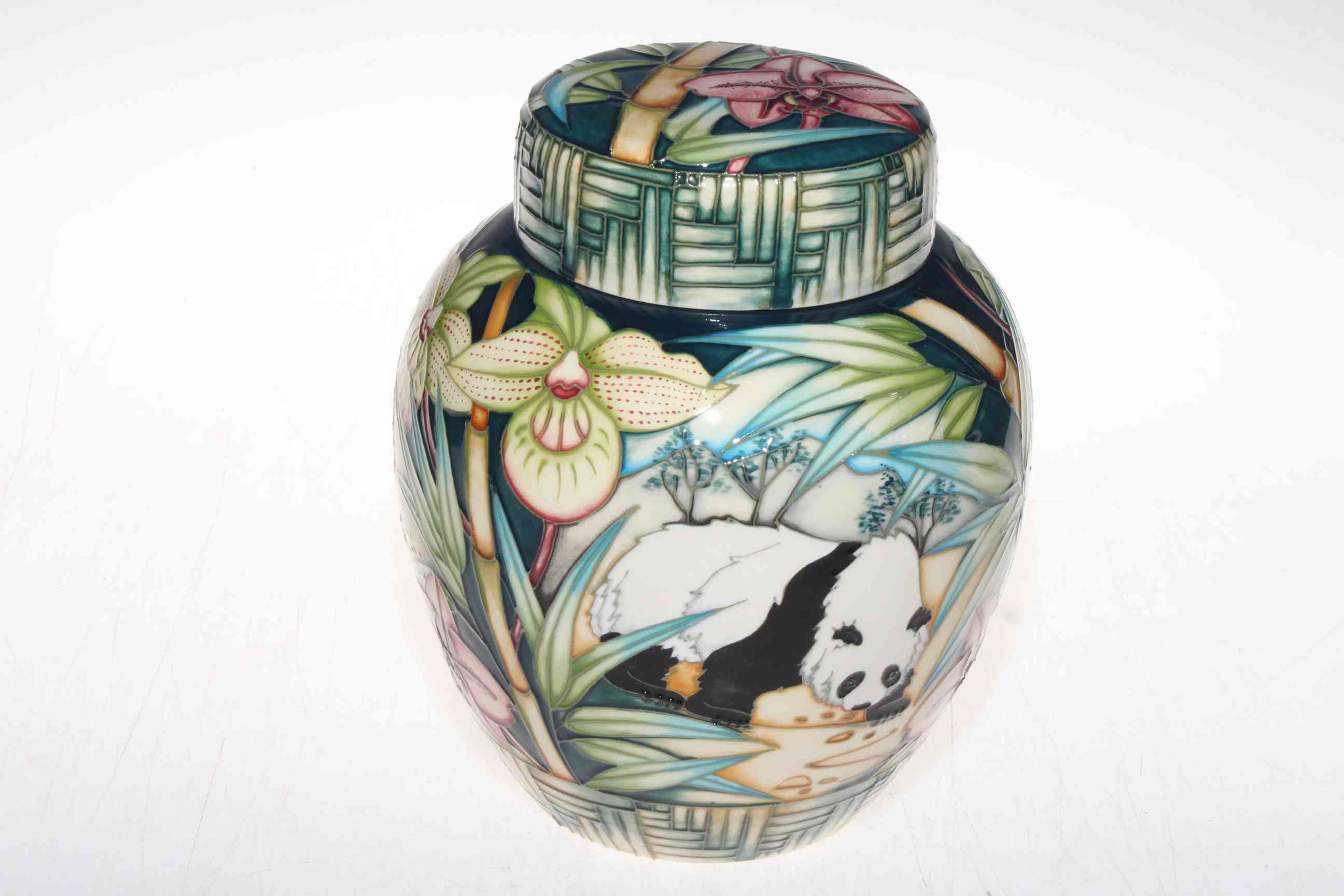 Moorcroft limited edition Pandas ginger jar by Sian Leeper, 132/150, 20cm, with box. - Image 2 of 4