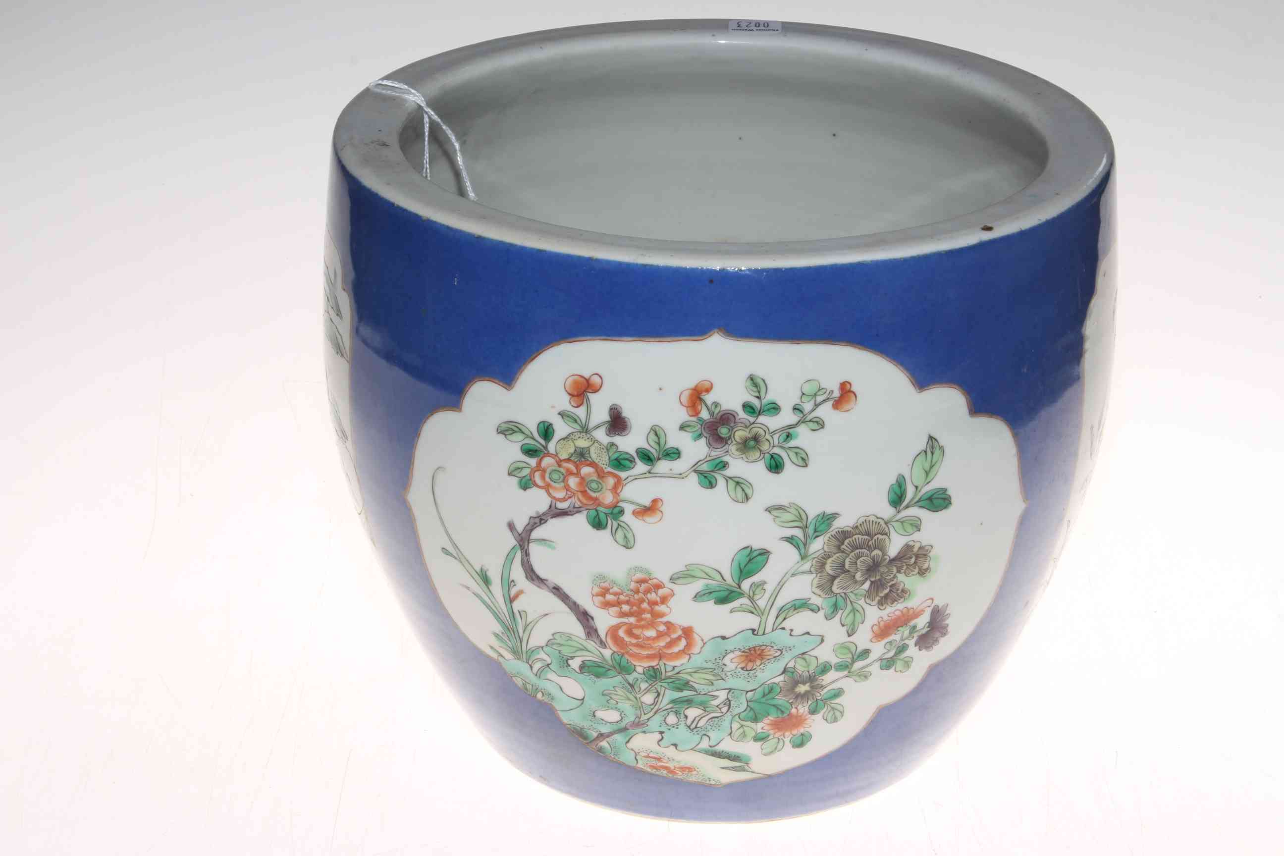 Chinese jardiniere with panels of decoration on powder blue ground, double blue circle mark, 21.5cm. - Image 3 of 5