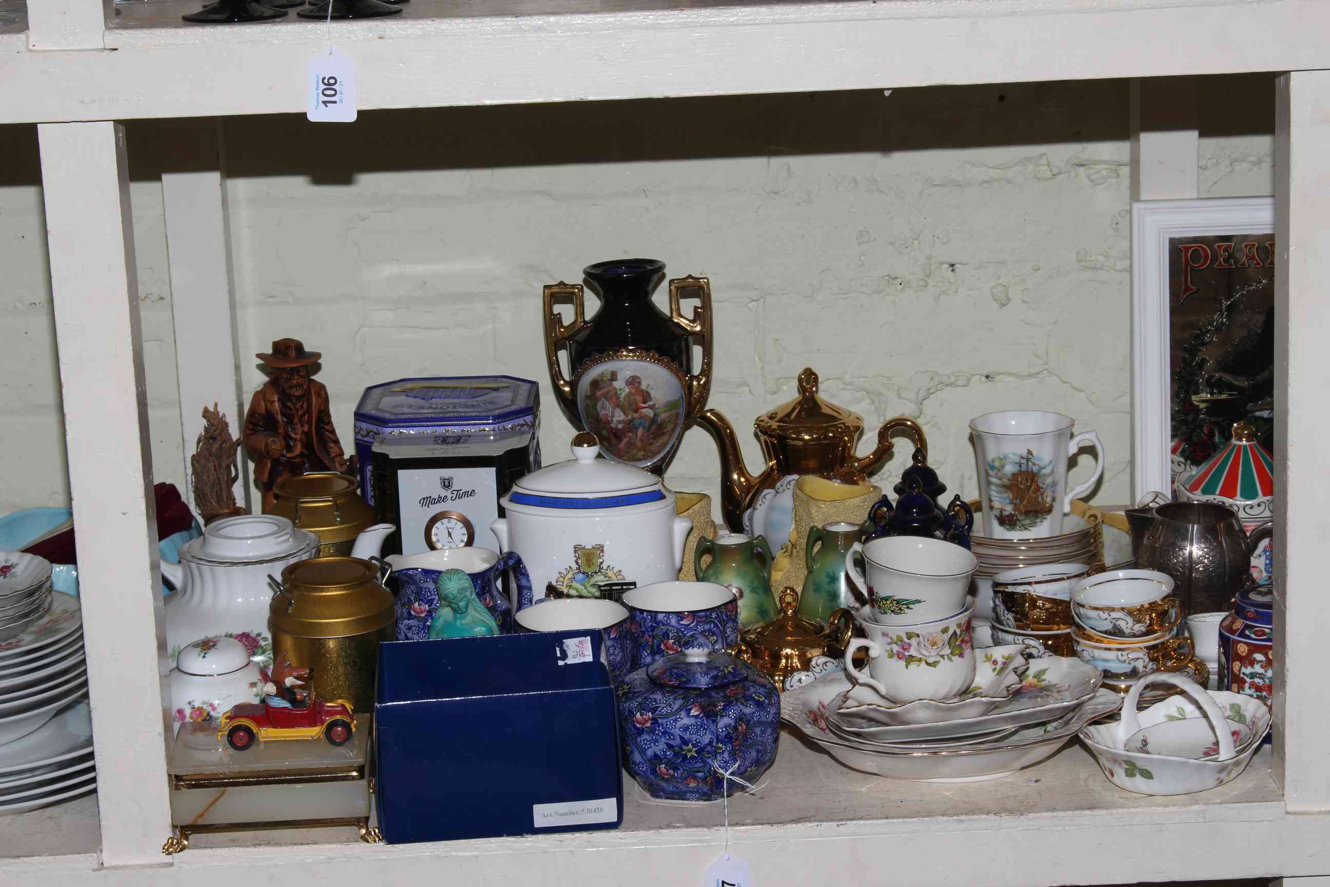 Ringtons and other china, collection of cherished teddies, ornamental china, etc. - Image 3 of 4