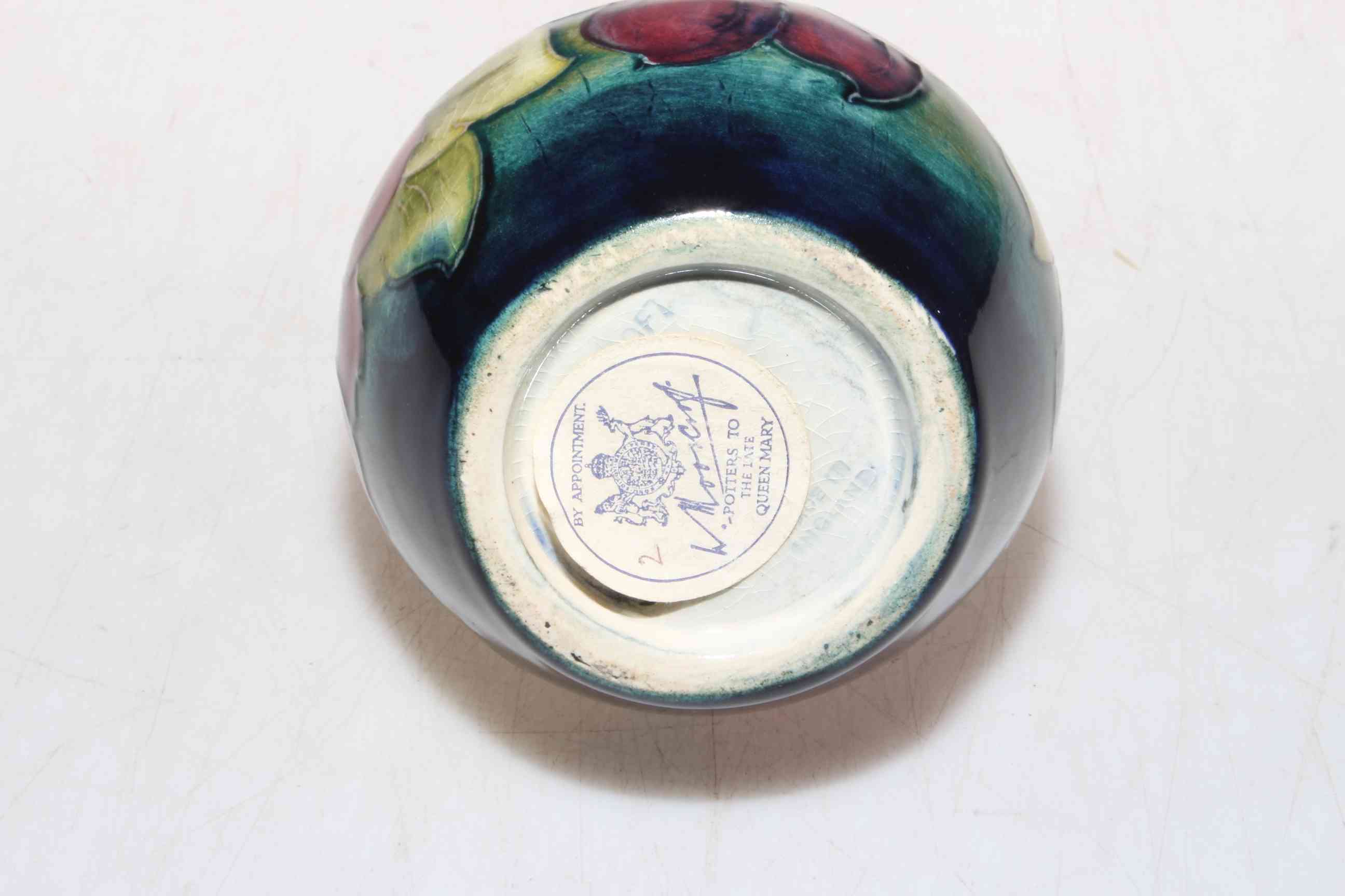 Small Moorcroft anemone vase with warrant label, 12.5cm. - Image 2 of 2