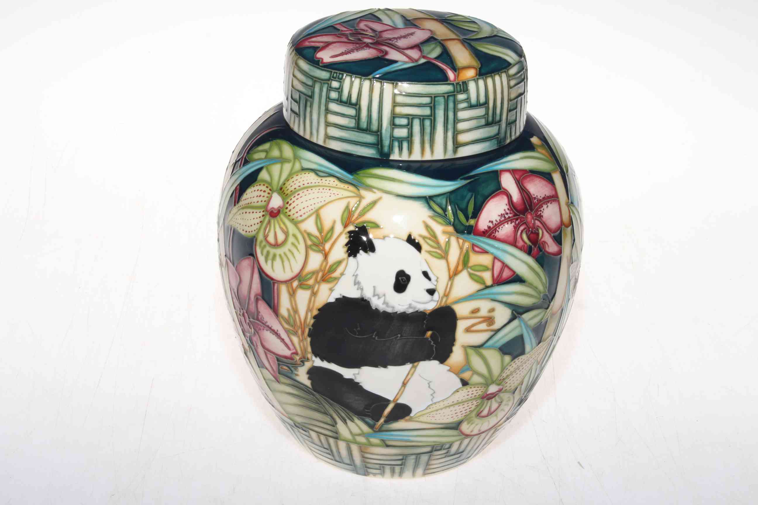 Moorcroft limited edition Pandas ginger jar by Sian Leeper, 132/150, 20cm, with box. - Image 3 of 4