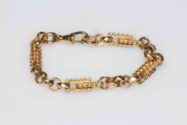 Gold albert bracelet, fastener link stamped 9 carat, 19cm long.