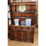Good carved oak dresser and rack, 166cm high by 107cm wide by 33cm deep.
