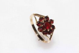 Gold garnet cluster ring, size L/M.