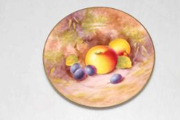 Royal Worcester fruit plate, 15.5cm.