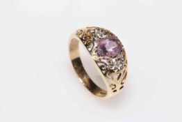 9 carat gold amethyst ring, size R.