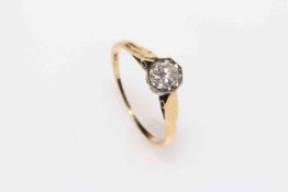 Solitaire diamond 18 carat gold ring, size Q/R.