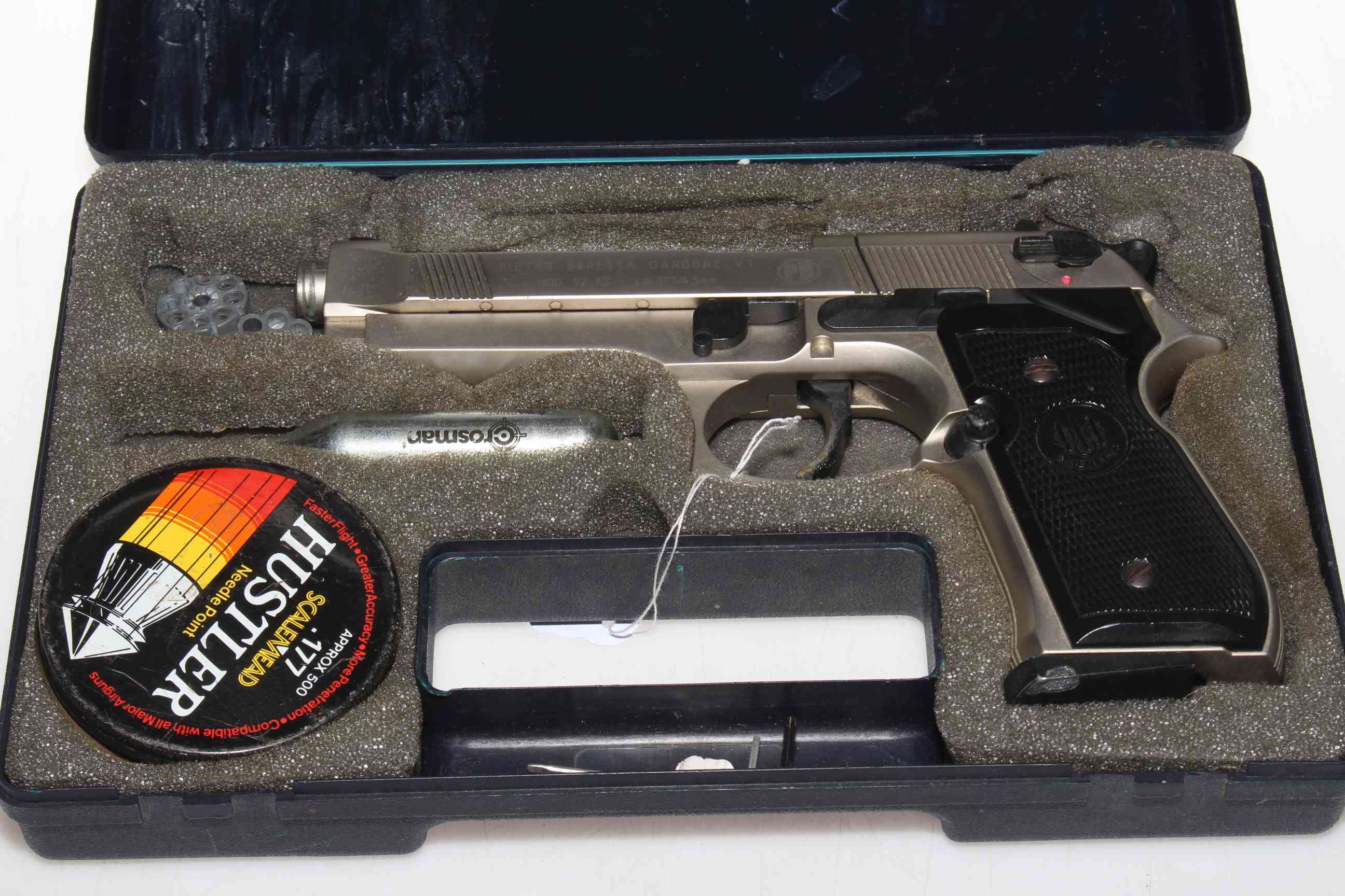 Beretta .177 air pistol, cased.