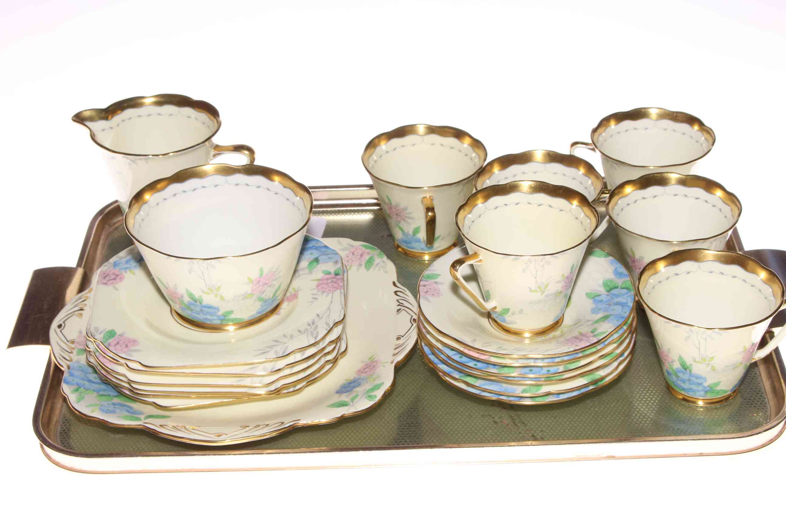 Grafton china twenty one piece 'June' tea service.