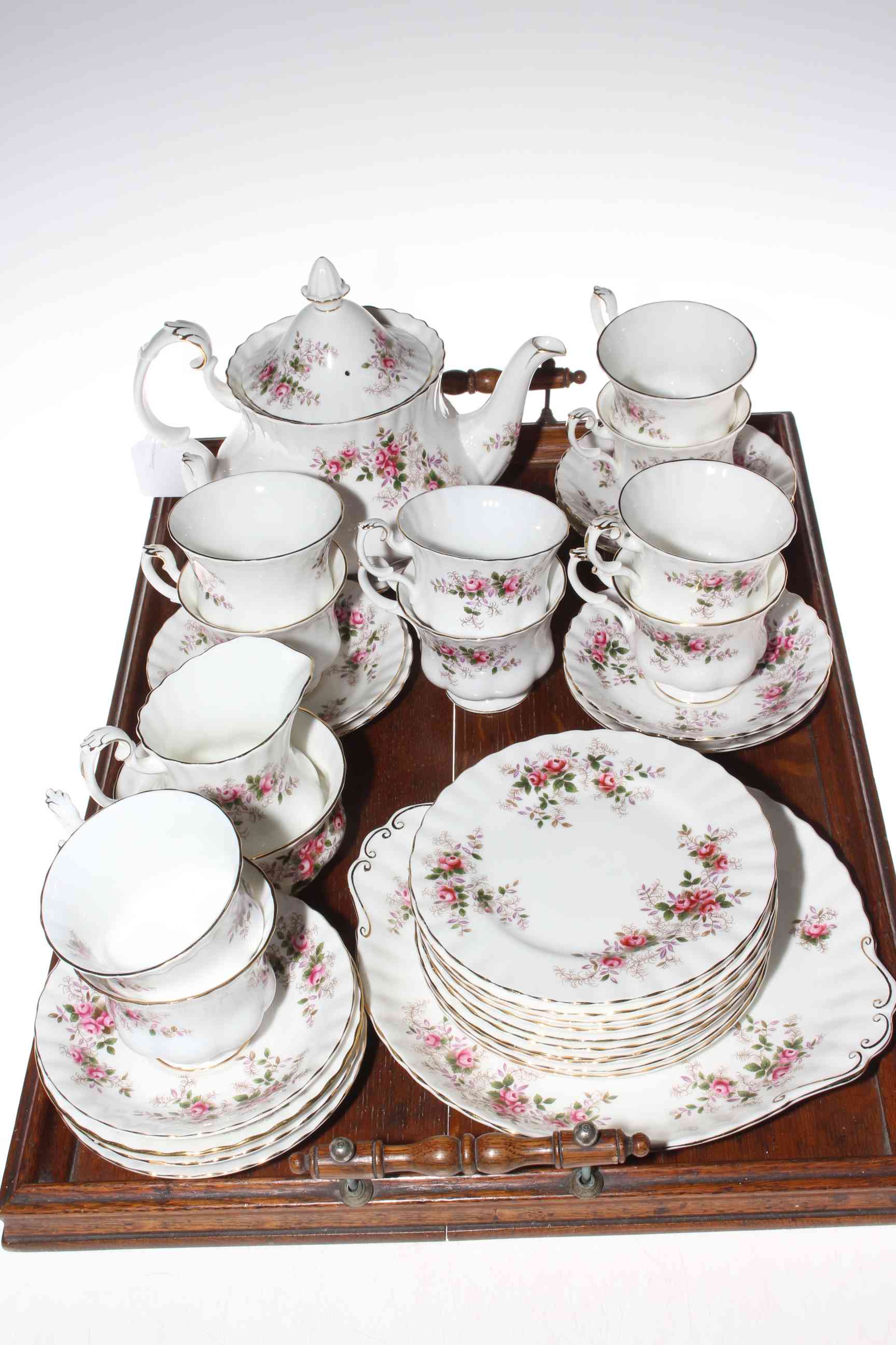 Royal Albert 'Lavender Rose' thirty four piece part tea service.