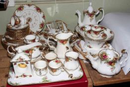Good collection of Royal Albert Old Country Roses, approximately sixty pieces.