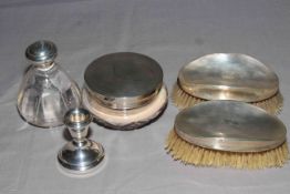 Silver topped scent bottle and powder bowl,