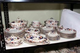 Collection of Victorian Losol Ware dinnerwares including tureens, soup bowl, etc.