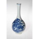 Chinese blue and white bottle vase, with seal mark, 18.5cm.