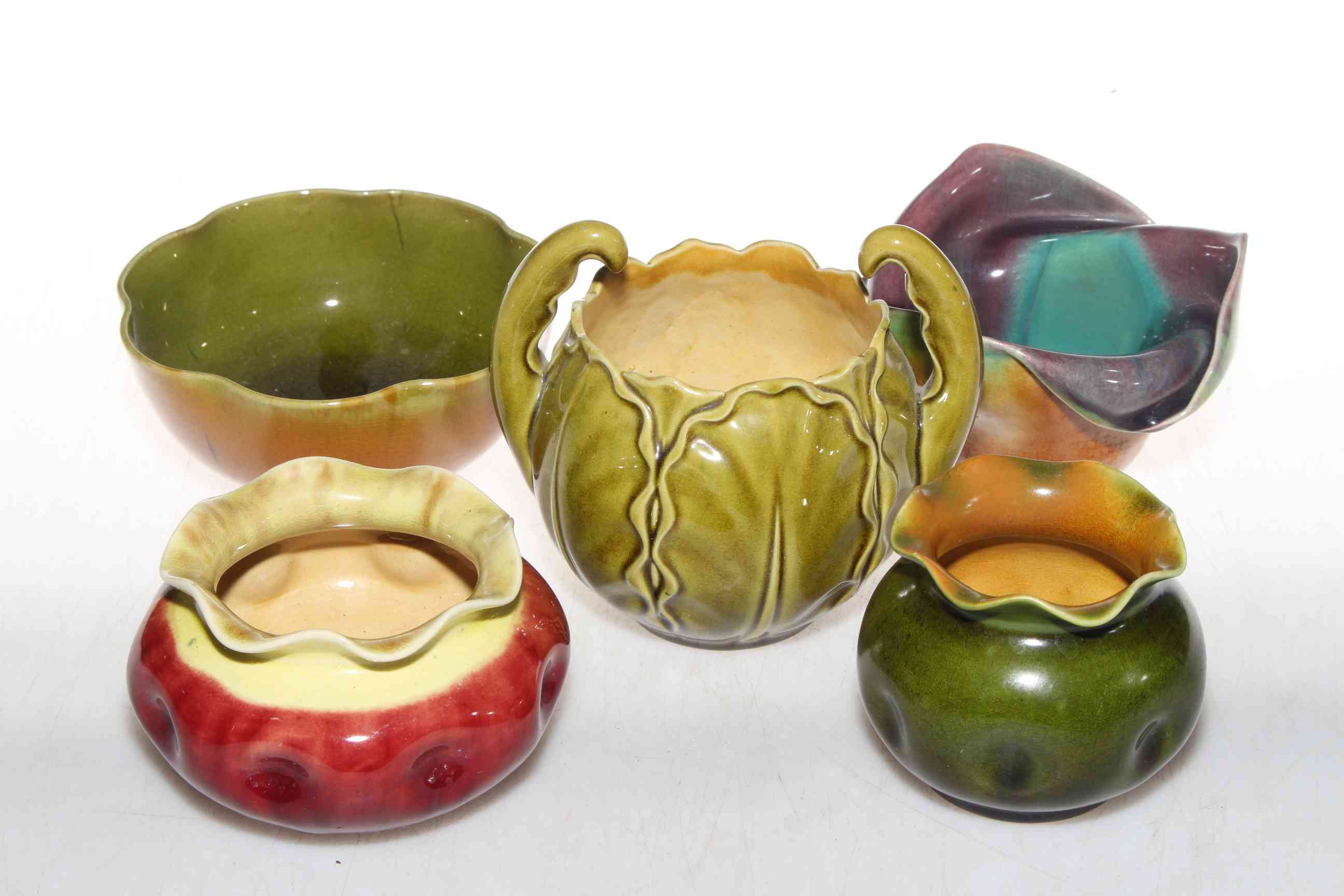 Collection of five Linthorpe Pottery miniature jardinieres and bowl, shape no, 1366, 1960, 1737,