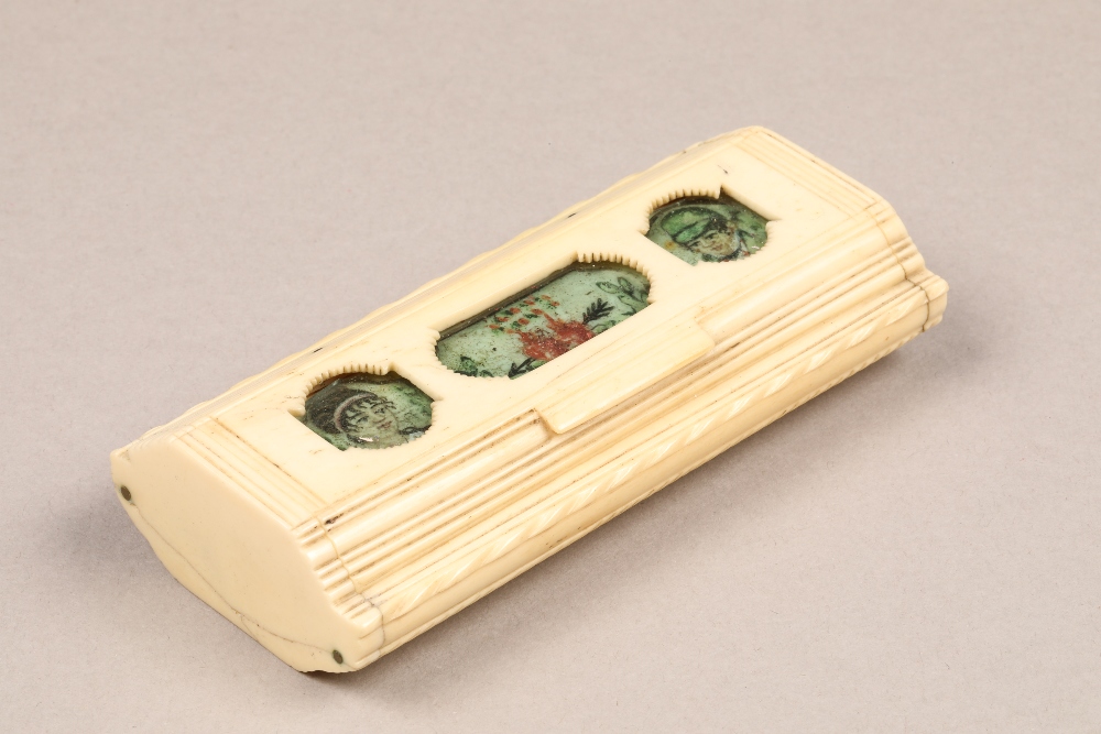 French 19th century bone, faux ivory snuff box, possibly Napoleonic prisoner of war hinged cover