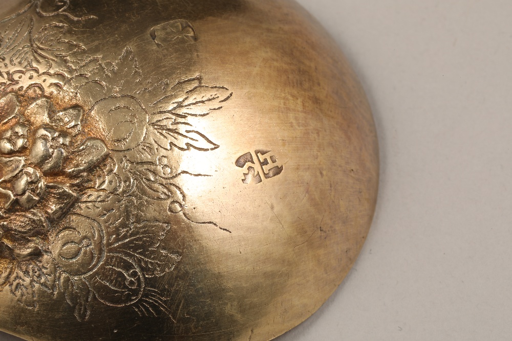 Box of six late 19th century Polish silver gilt spoons, ornate tapered stems with a kings head below - Image 2 of 3