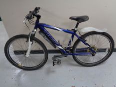 A Gent's Trek 4900 Alpha front suspension mountain bike CONDITION REPORT: 16 inch