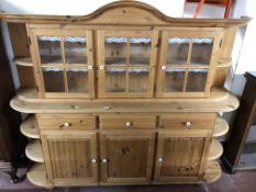 A mid century pine kitchen dresser CONDITION REPORT: The upper section lifts off.