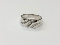 A 14ct white gold diamond set Gentleman's wedding band ring, approximately 0.3ct, size V.