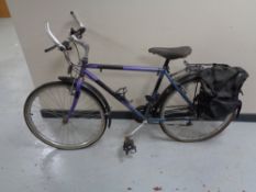 A gent's hybrid bike