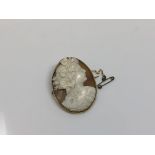 A yellow gold cameo brooch