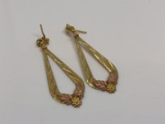 A pair of 10ct Black Hills Gold earrings CONDITION REPORT: 2.