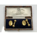 A boxed pair of antique gold cuff links CONDITION REPORT: 5.6g Hallmarked 375 . 9 .