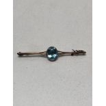 A yellow gold aquamarine brooch