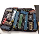 A tray of 00 gauge Hornby and other locomotive engines and rolling stock