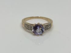 A 9ct gold gem set dress ring, size N CONDITION REPORT: 2.