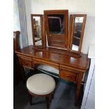 A Willis and Gambier dressing table with triple mirror and stool CONDITION REPORT: