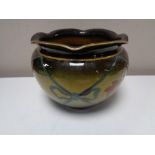 A glazed pottery Ravissant ware planter, diameter 15 cm.