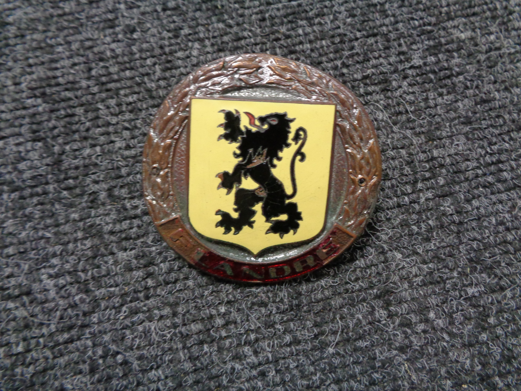 A vintage motor car badge - Flanders motor club