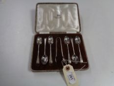 Six silver teaspoons by Joseph Rodgers, Sheffield 1900,