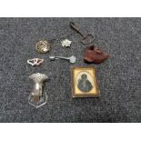 A small quantity of collectables including Victorian photograph,