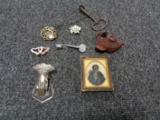 A small quantity of collectables including Victorian photograph,