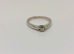 An 18ct white gold princess cut diamond solitaire ring, approx. 0.