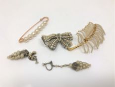 A group of antique/vintage pearl jewellery
