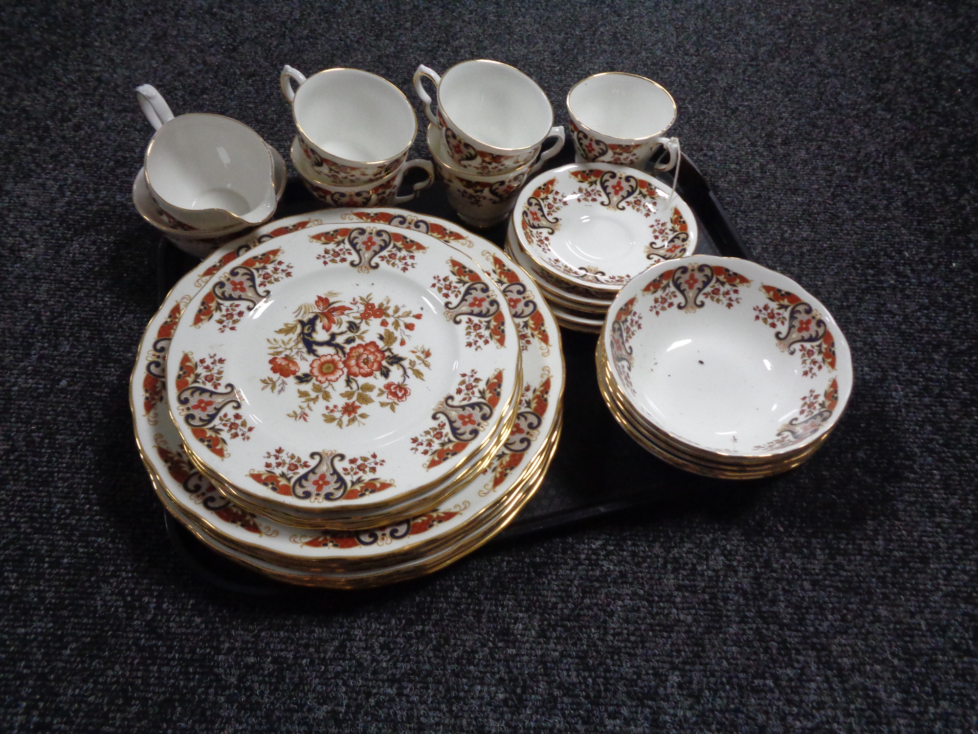 A tray of twenty nine pieces of Colclough tea and dinner china