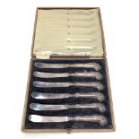 A set of six Edwardian silver handled butter knives, Sheffield 1909,