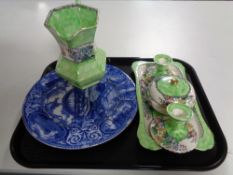 A tray of a four piece Maling Springtime trinket set and a Maling jug,